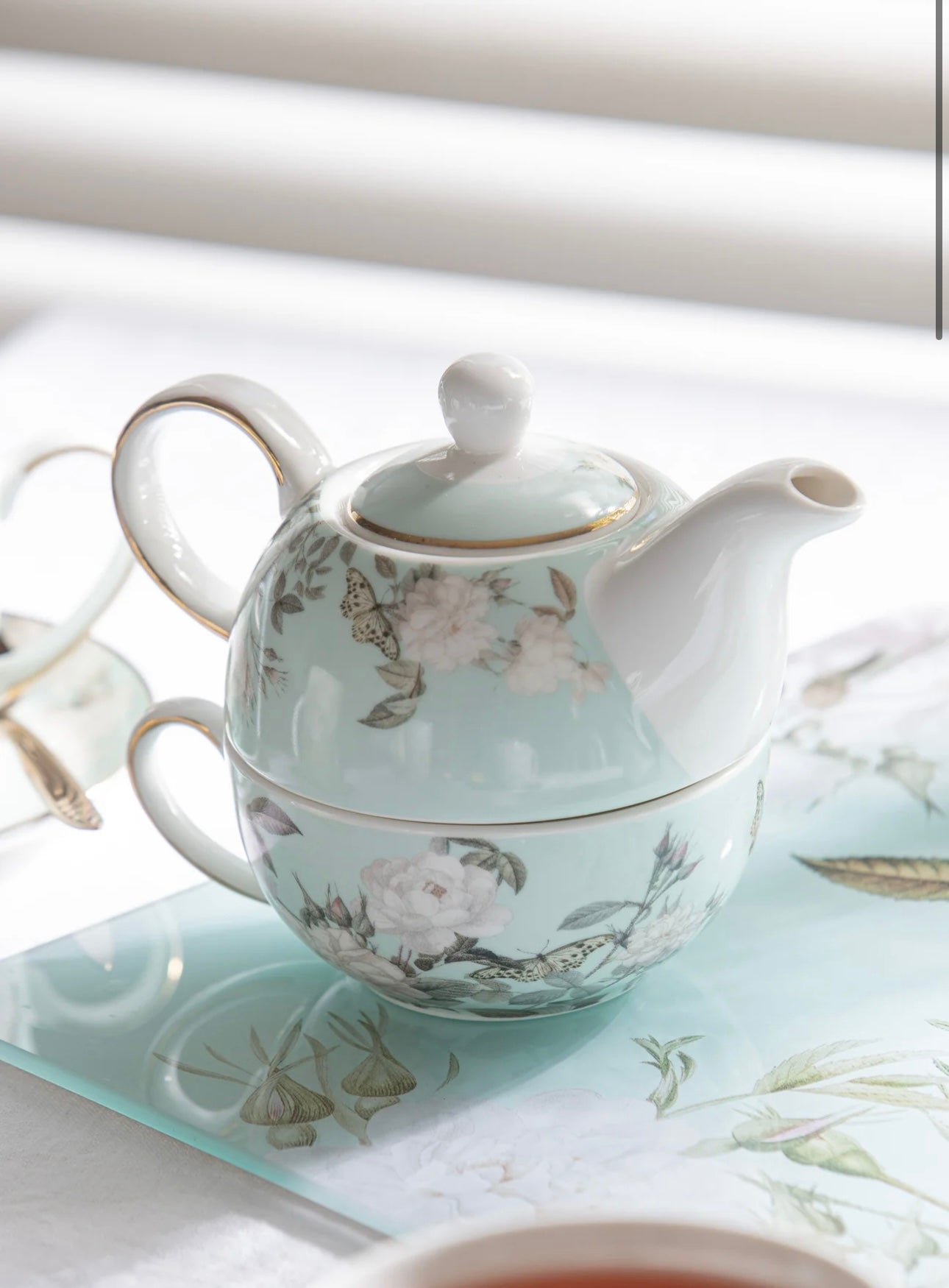 Elegant Rose Mint Tea For One